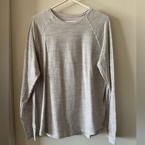 Men's Goodfellow & Co Long Sleeve Tee